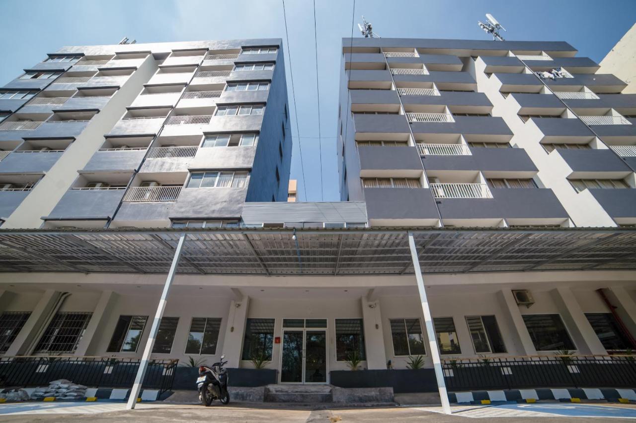 Oyo 602 L'Hotel 曼谷 外观 照片